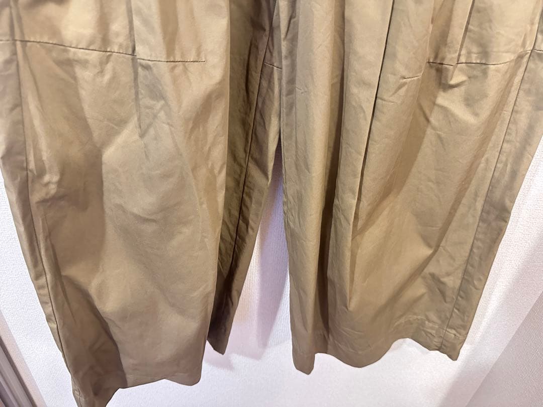 コットンツイルワイドフォルム カーブパンツ アダムエロペ