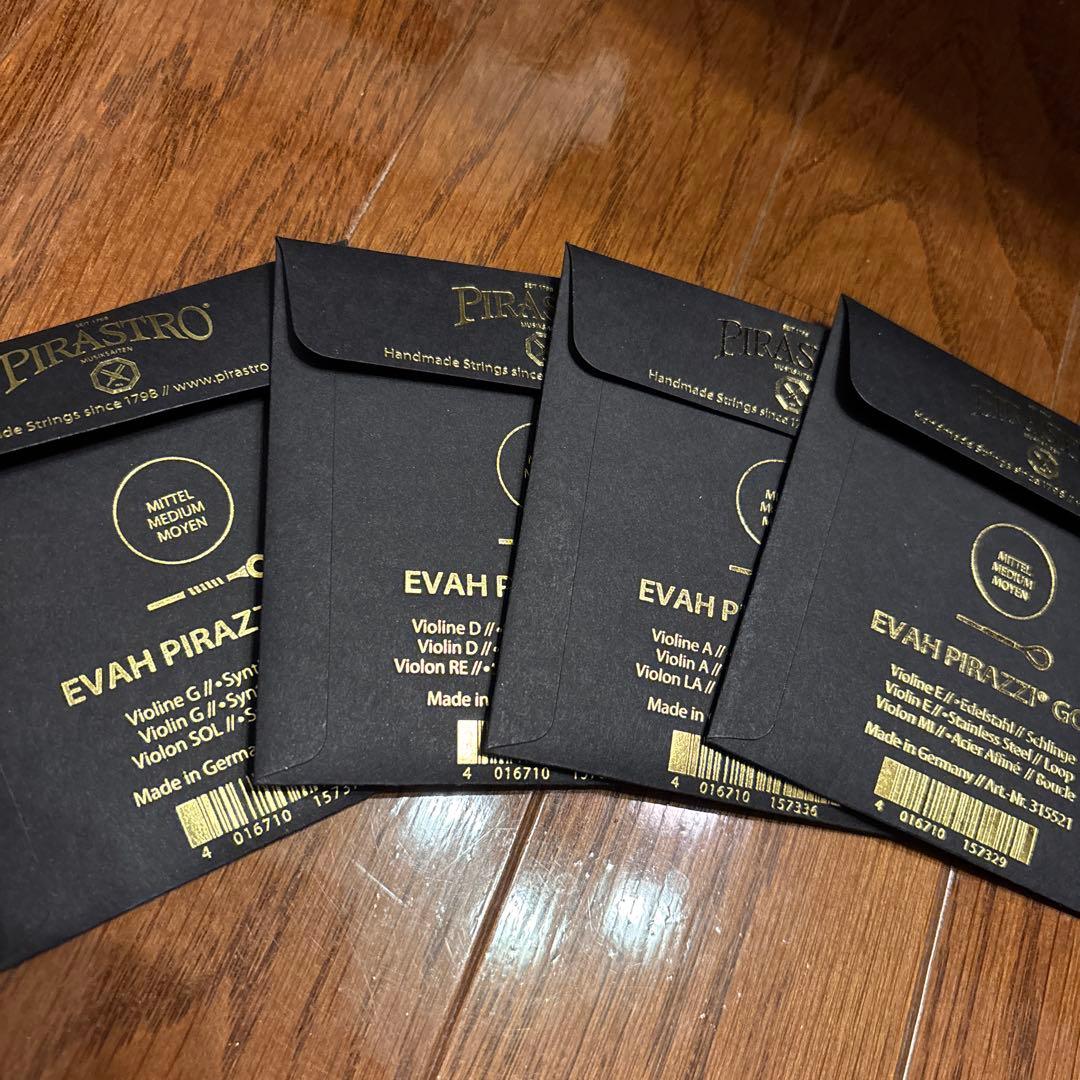 PIRASTRO EVAH PIRAZZI GOLDバイオリン弦セット