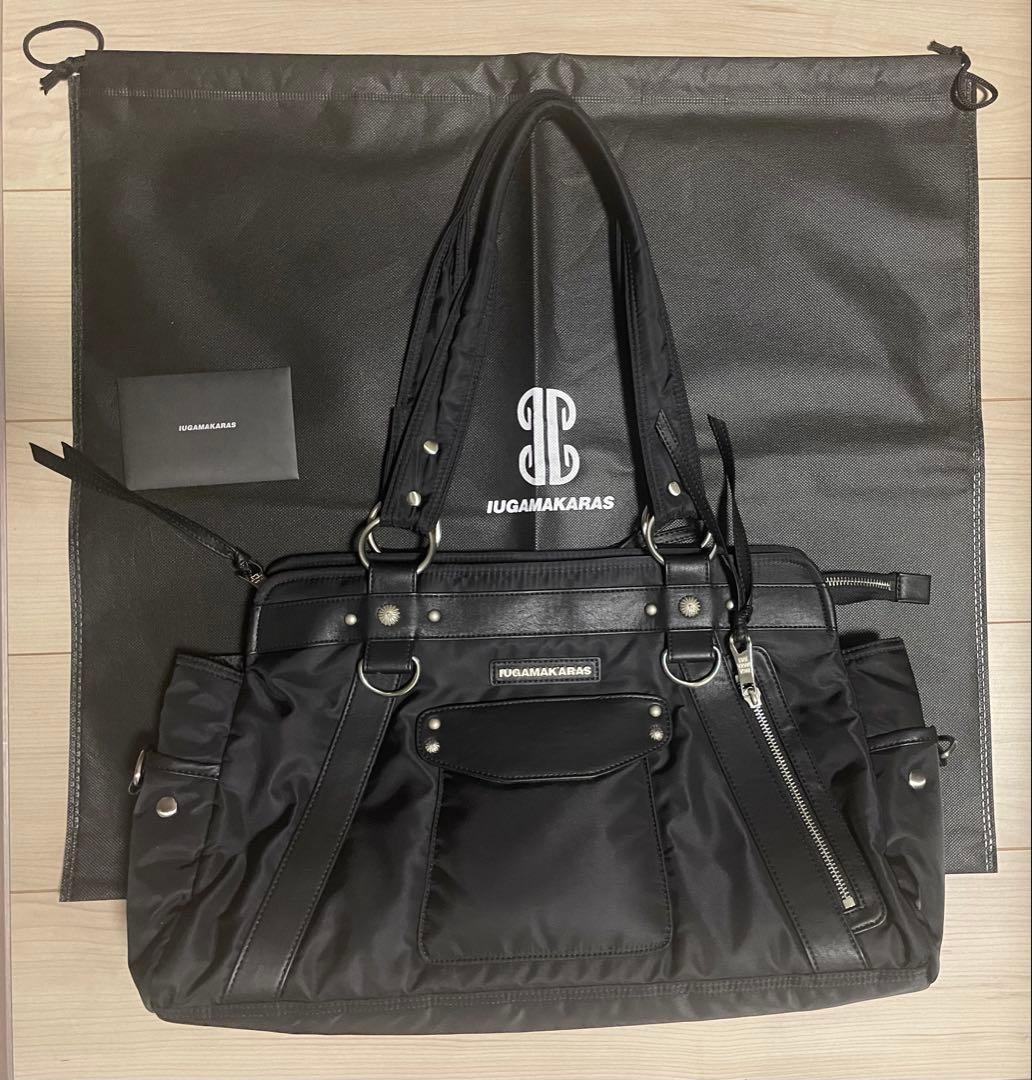 【シロ】IUGAMAKARAS ナイロンバッグ　ブラック