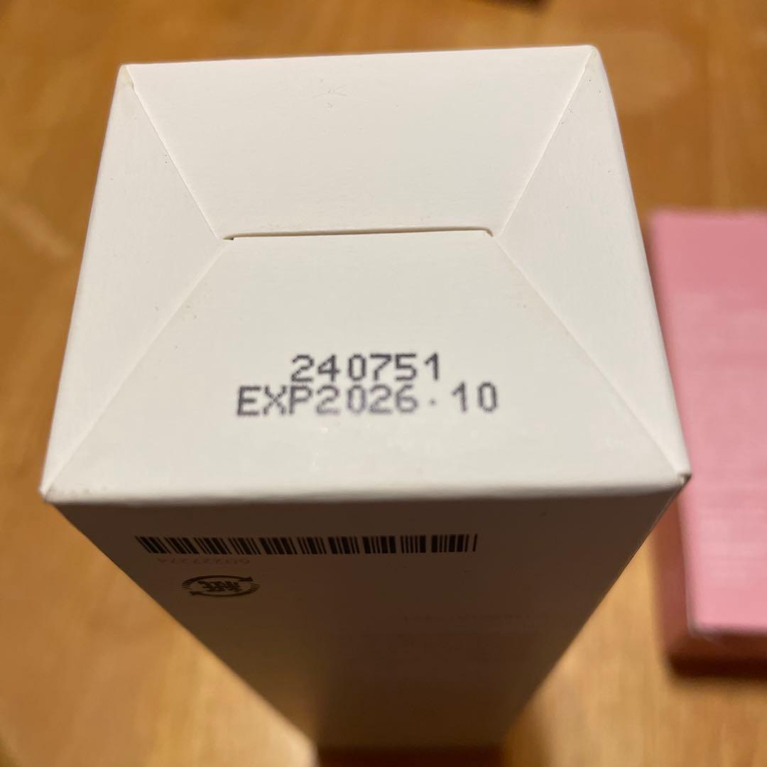 doTERRA ドテラ　ローズ化粧水、セラム