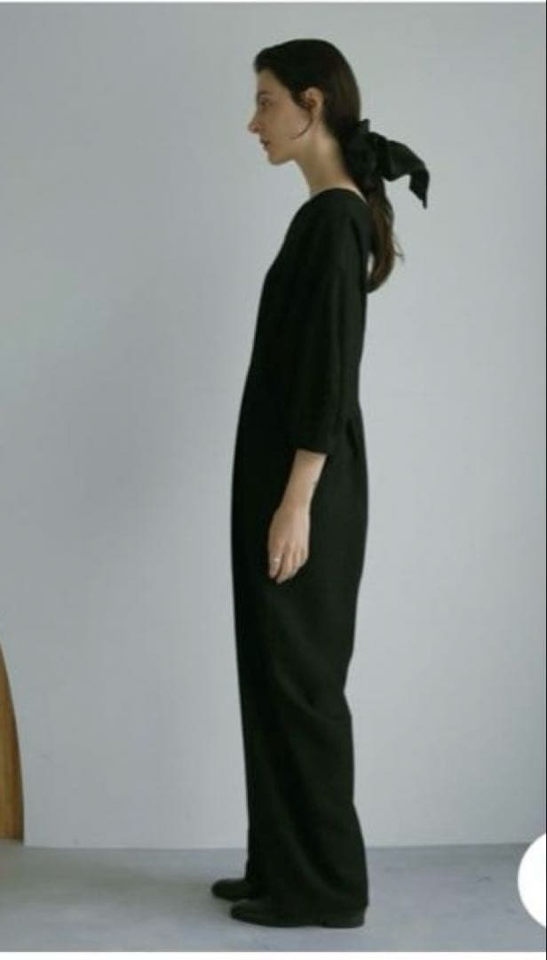 11/11まで限定価格【新品】MANOF マノフ　タックオールインワンMサイズ