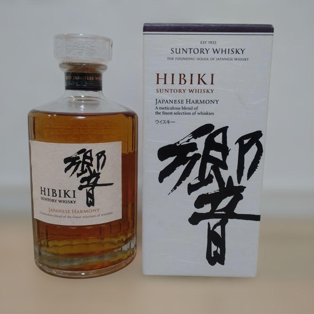 サントリー響Japanese Harmony 700ml箱付き