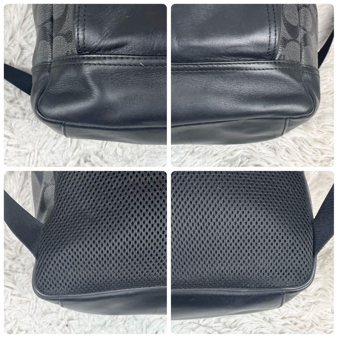 A4可 美品 コーチ PVC リュック シグネチャー ロゴ型押し ファスナー 黒