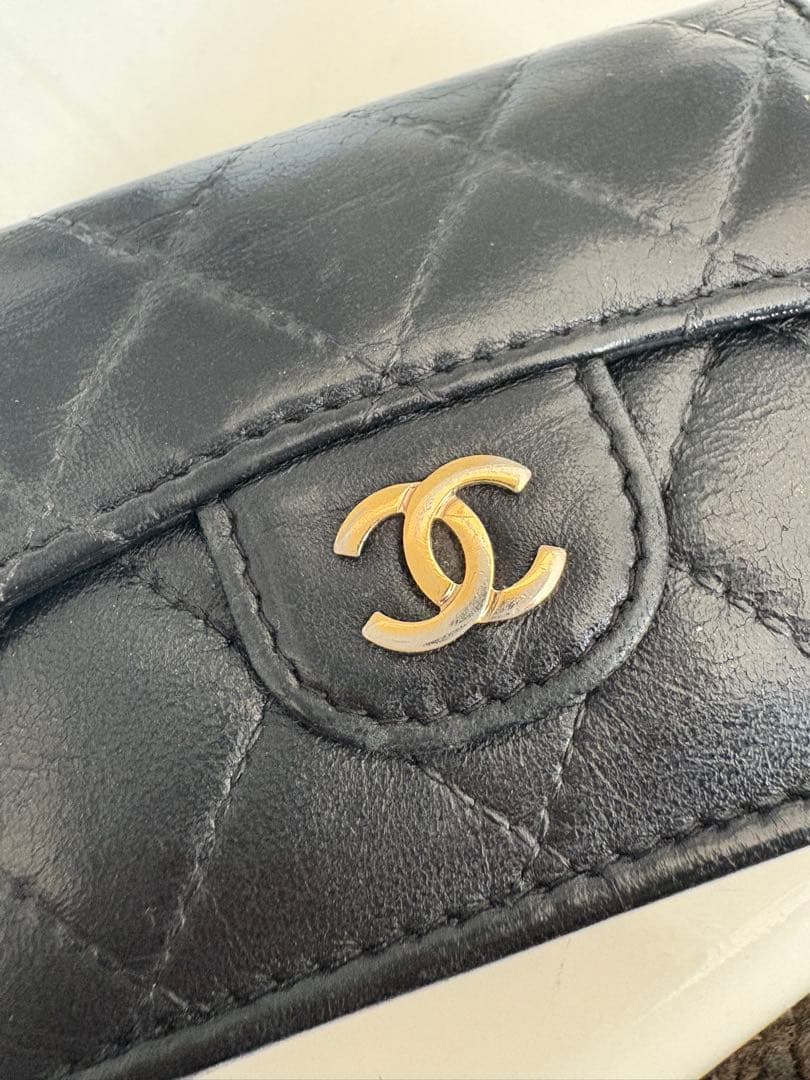 CHANEL ブラックレザー 三つ折り財布