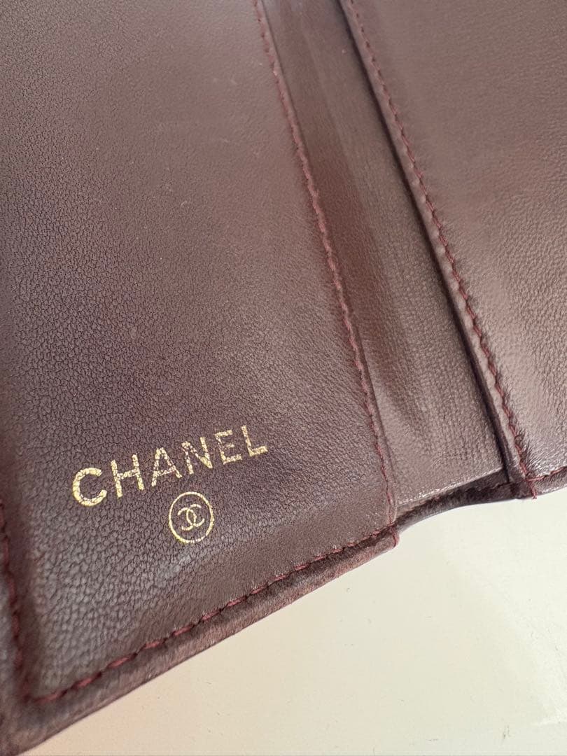 CHANEL ブラックレザー 三つ折り財布
