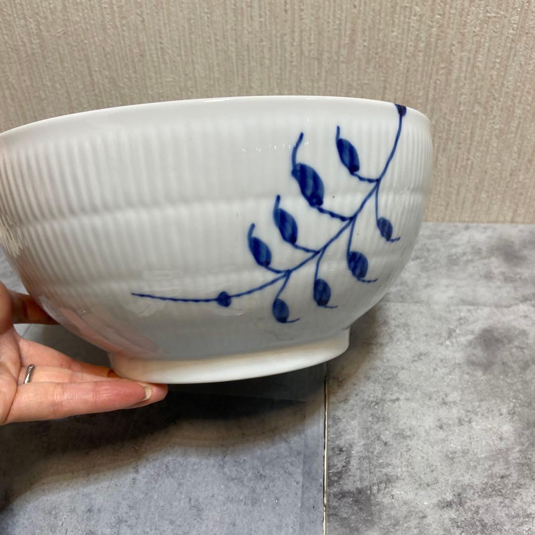 ロイヤルコペンハーゲン⭐️ブルーフルーテッドメガボウル24センチ