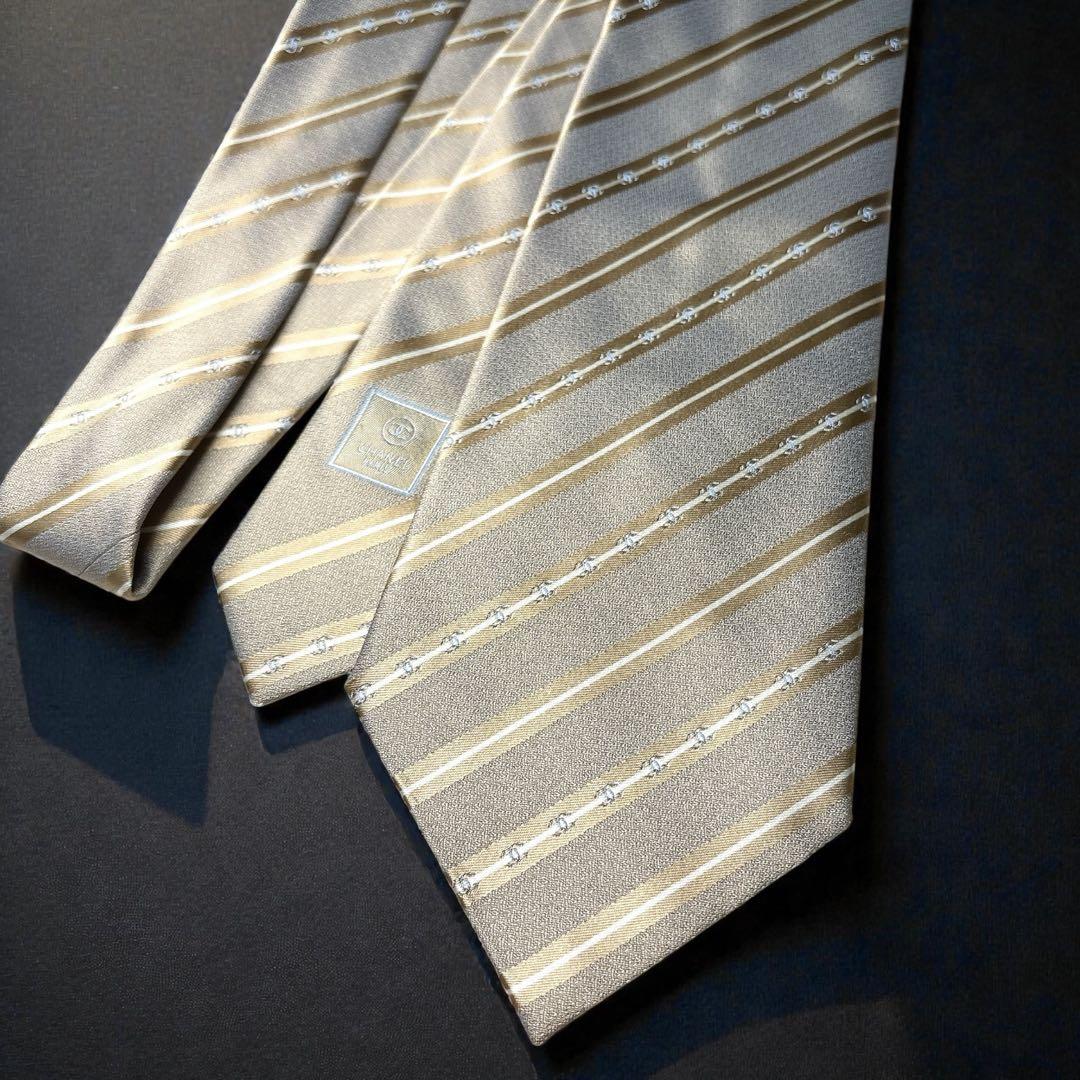 CHANEL ネクタイ 未使用 ココマーク ゴールド レジメンタル