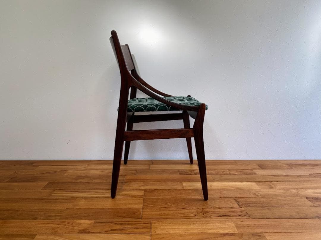 リラックスタイム ローズウッド トロンボルグ ダイニングチェア仕上済