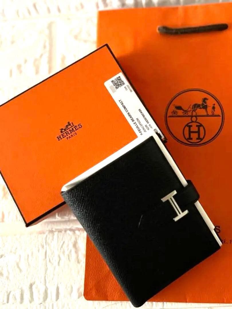#HERMES ベアコンパクト　二つ折財布