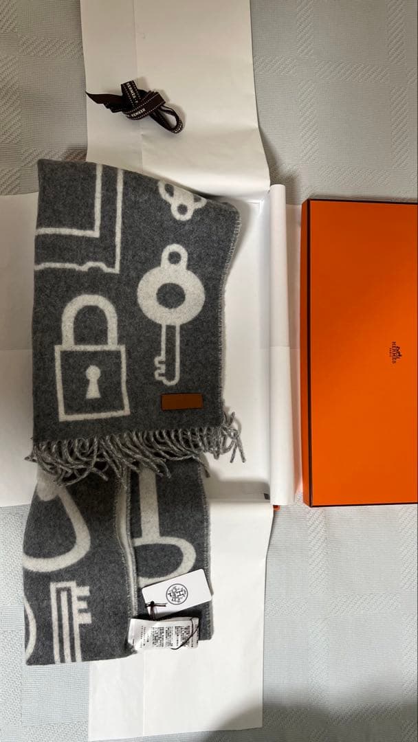 HERMES（エルメス）☆ カシミヤマフラー　カザック・キーコレクション　新品