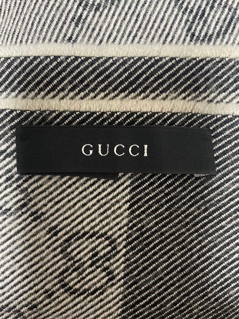 Gucci GGロゴマフラー グレー