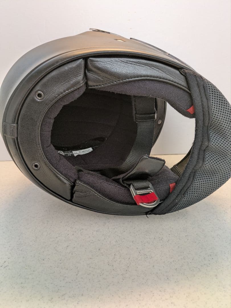 値下げしました！グラムスター◆SHOEI◆glamstar◆2022年製◆Ｍ