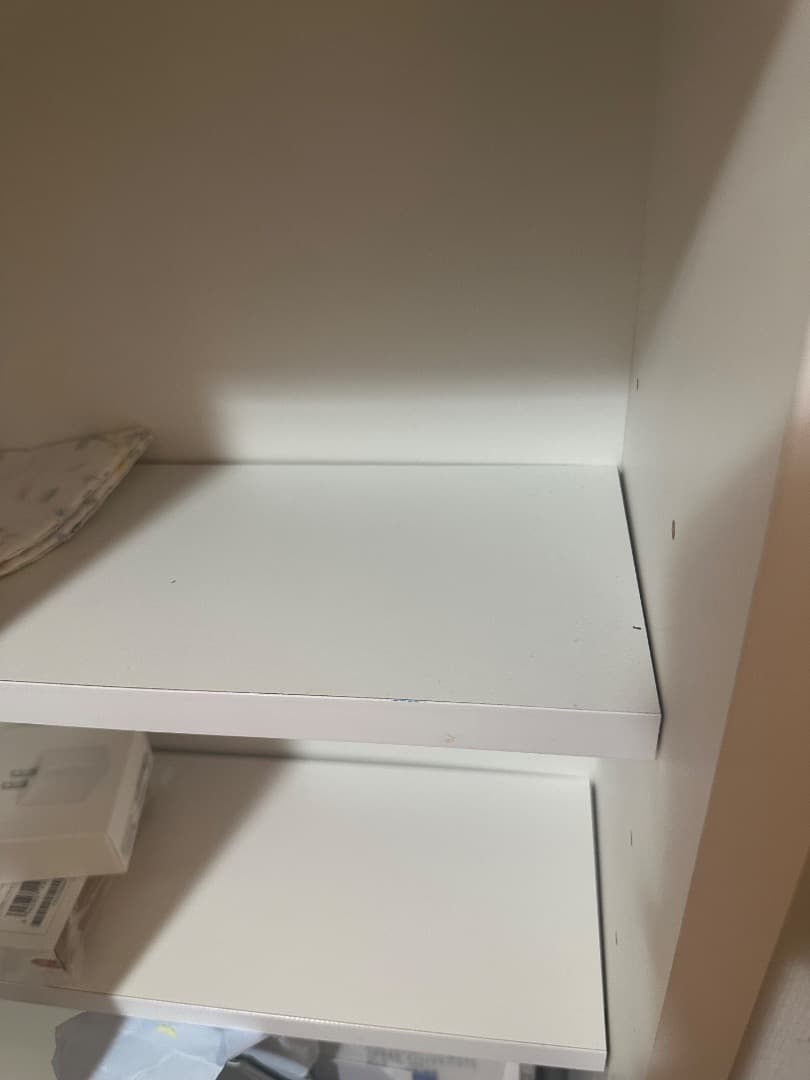 収納物の見やすい ガラス戸カウンター下収納②