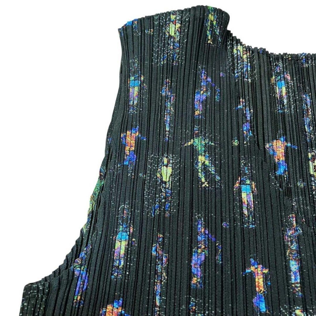 プリーツプリーズ スポーツ柄　ノースリーブチュニック　サイズ4 総柄