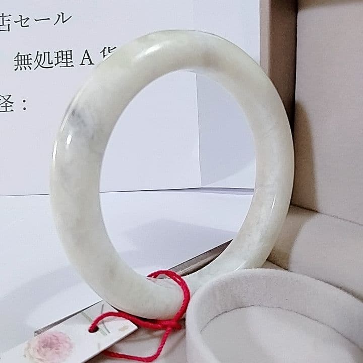 ミャンマー産　本翡翠　A貨　ホワイト　浅緑　花柄　漂花　バングル　H-0010