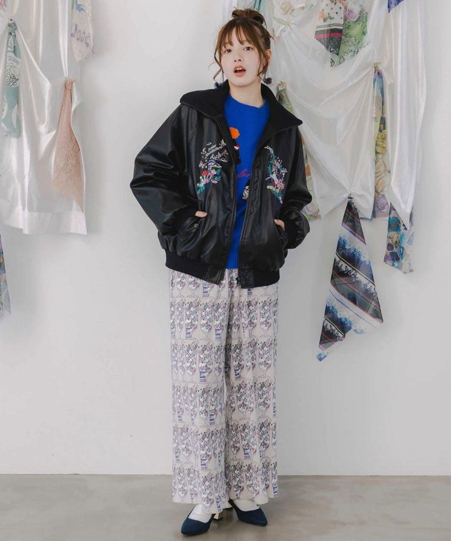 ＊新品タグ付 スカラー　153635：スカラーとキノコ刺繍 合皮ブルゾン