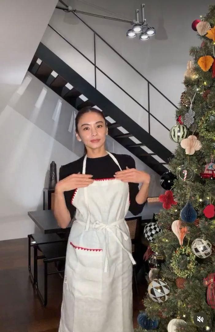 【新品】【新作】⭐️エプロン⭐️TAKIMAKI ⭐️タキマキ⭐️クロス付