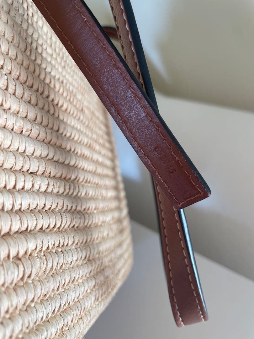 LOEWE スクエアカゴバッグ