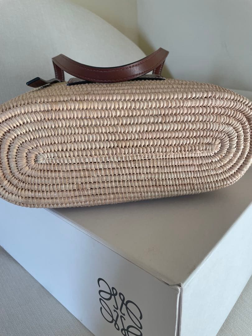 LOEWE スクエアカゴバッグ