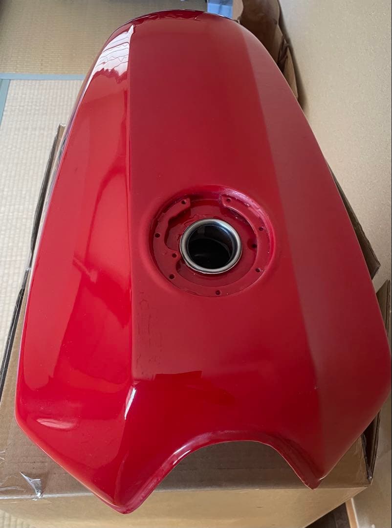 Kawasaki GPz900r Ninja タンクファイヤークラッカーレッド