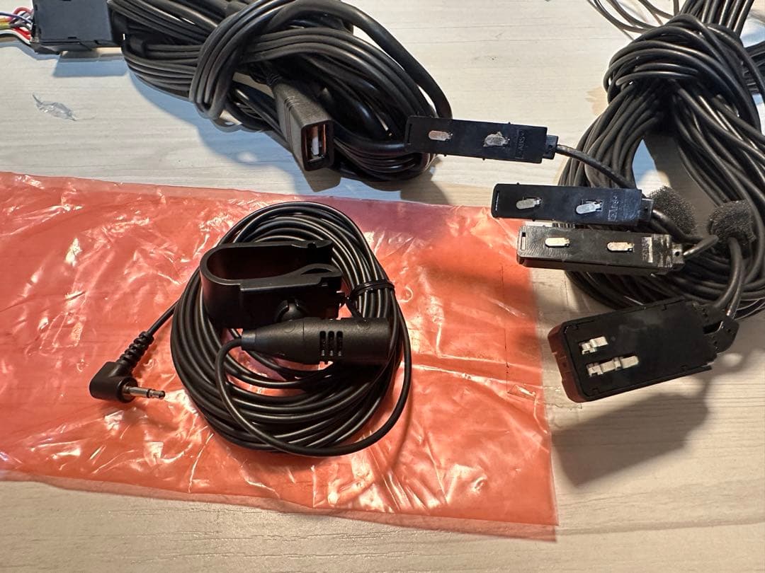 送料込 カロッツェリア ナビ Bluetooth