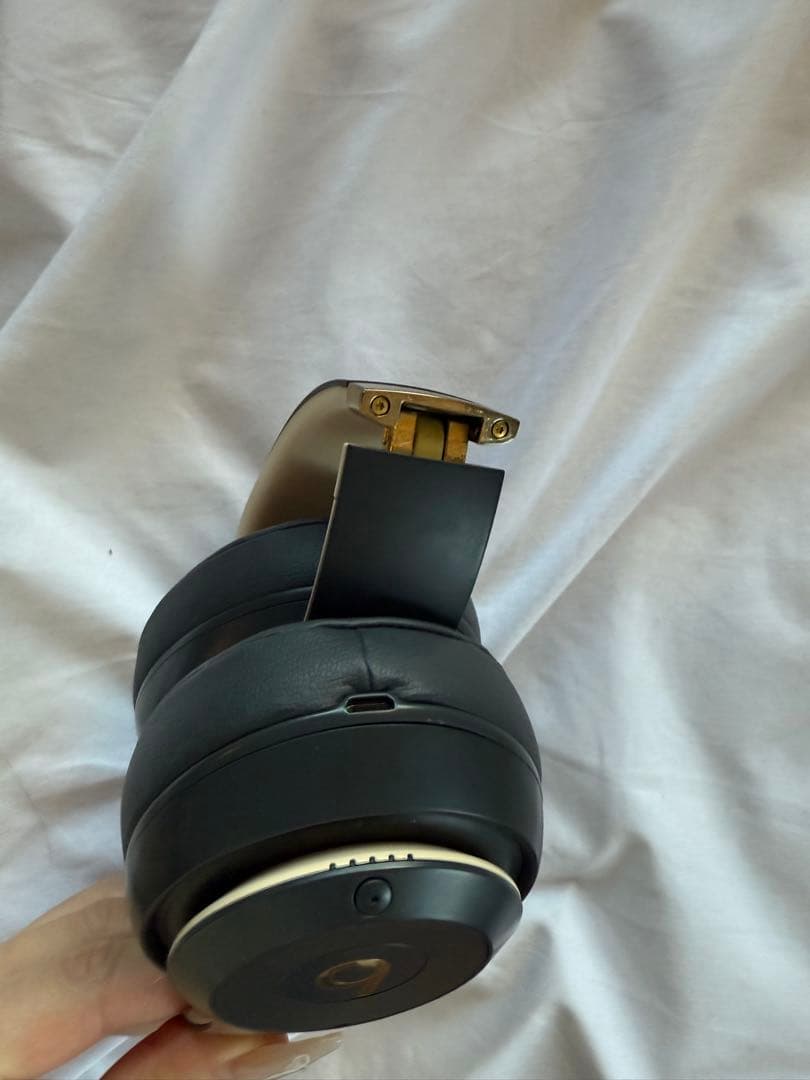 本体のみ Beats by Dr.Dre オーバーイヤーヘッドフォン