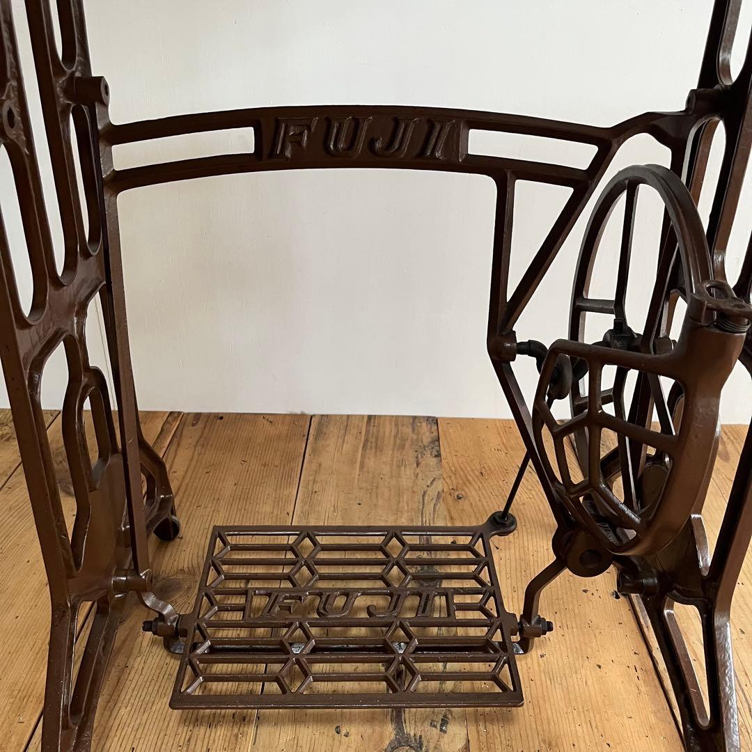 アンティーク ミシン脚 リメイク テーブル 欅 古材 一枚板 レトロ z714