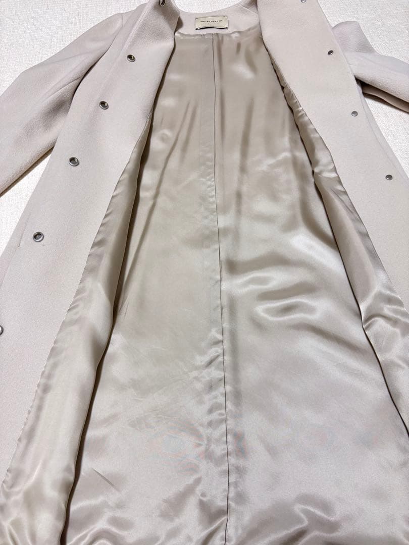 UNITEDALLOWS ロングコート　ノーカラーベルラインコート　ナチュラル