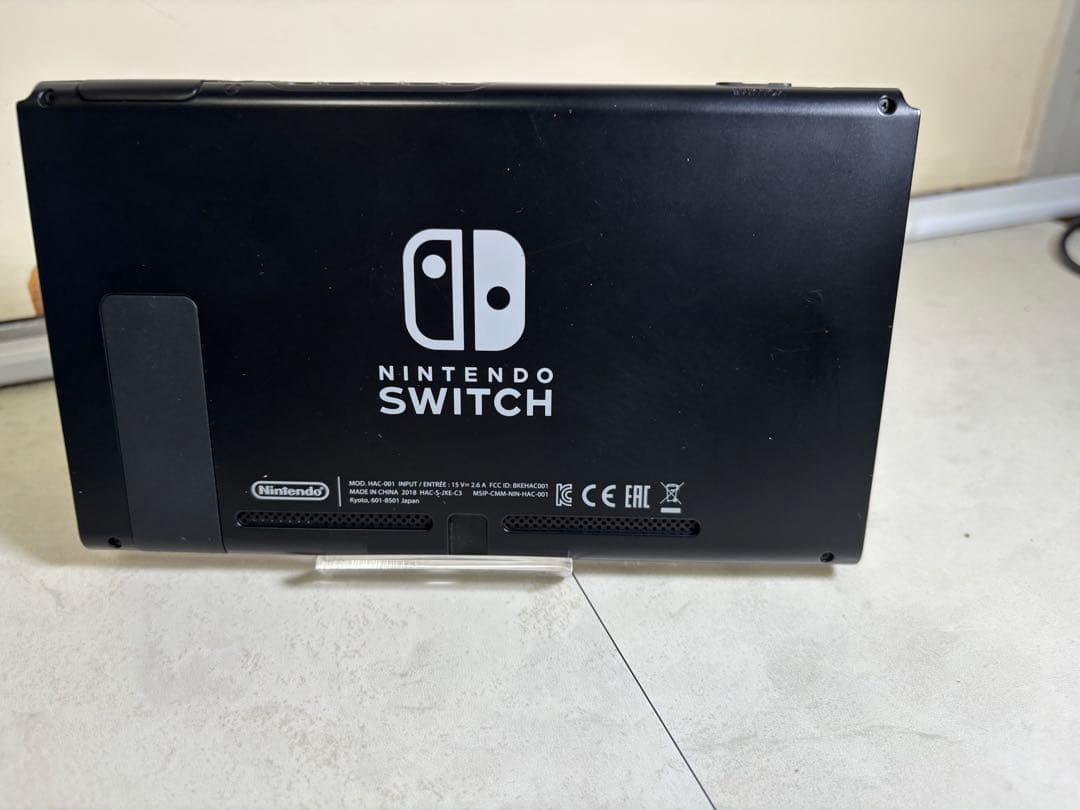 ③Nintendo Switch 本体 ブラック　HAC-001
