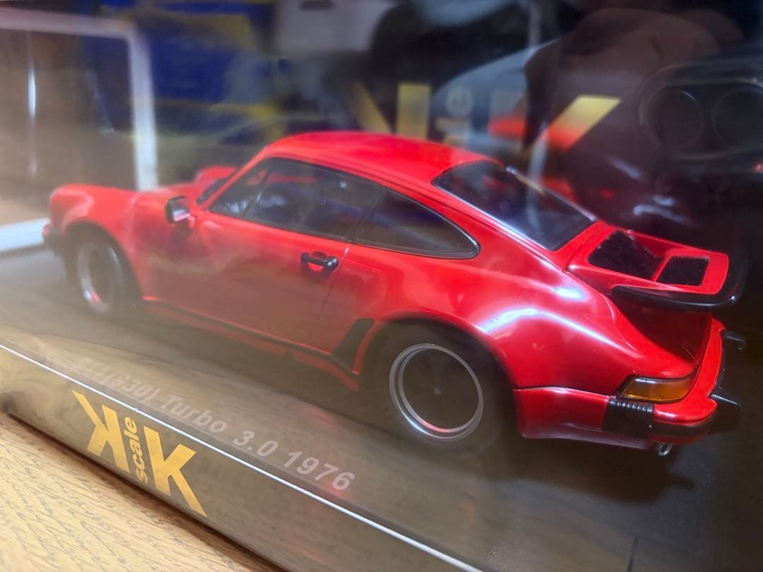 KKscale ポルシェ911 ターボ1/18