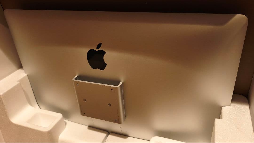 iMac 27インチ 5K 2020 i5 SSD1TB 40GB VESA