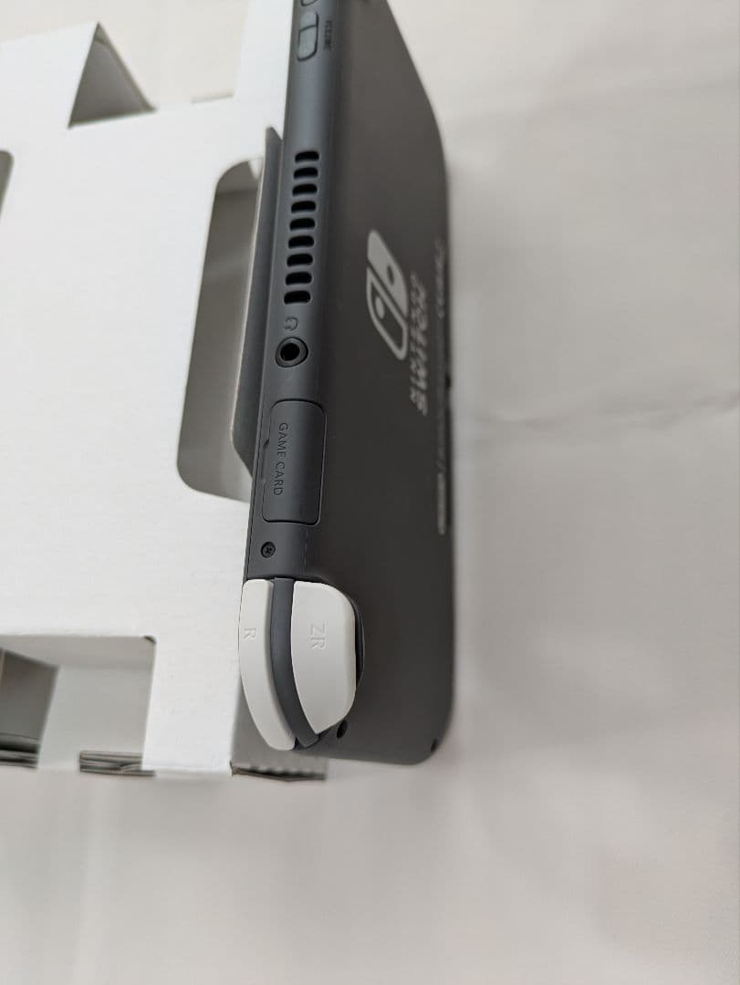 Nintendo Switch Lite（microSDカード付）本体