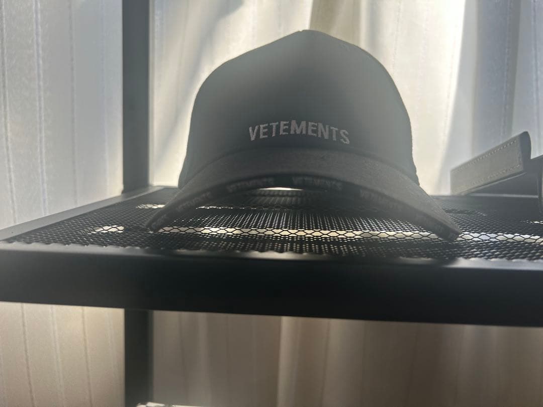【鑑定済】デムナ期 ヴェトモン VETEMENTS キャップ