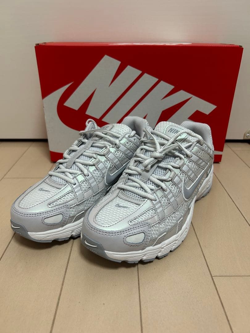 NIKE ナイキ W P-6000 SE IF1756-100 25cm