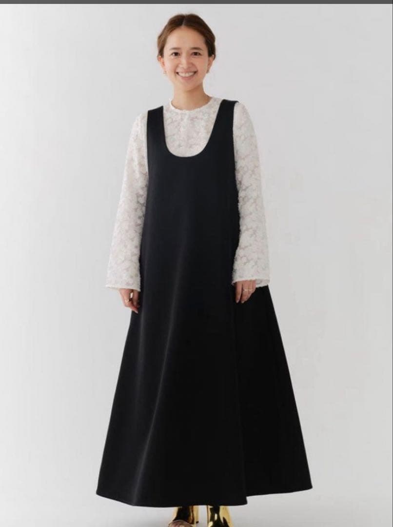 新品未使用　yori shirocon チャンキーサテンワンピース