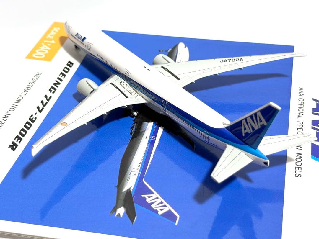 全日空商事 1/200 B777-300ER ANA NH40013