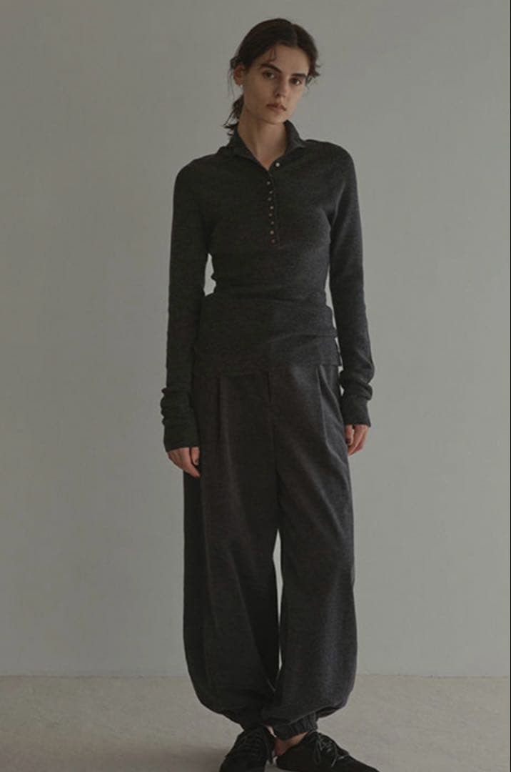 【未使用】ETRE TOKYO コーデュロイカープジョガーパンツ