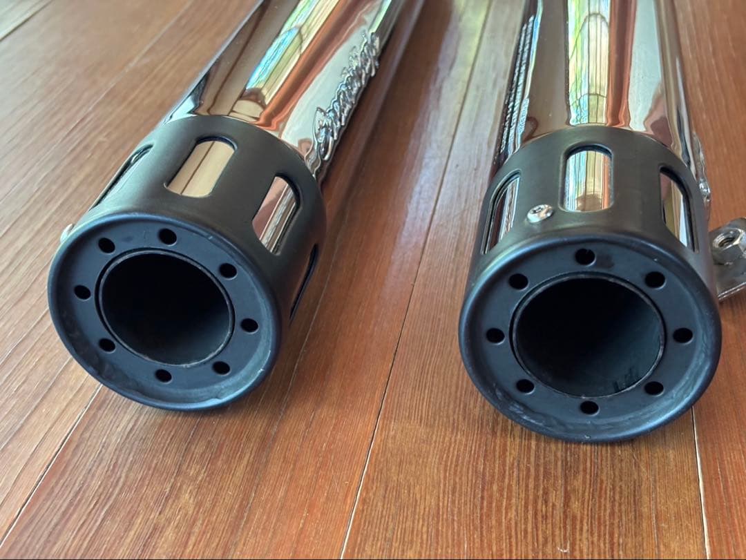 【美品】ハーレー FX-Dスクリーミンイーグル スリップオンマフラー