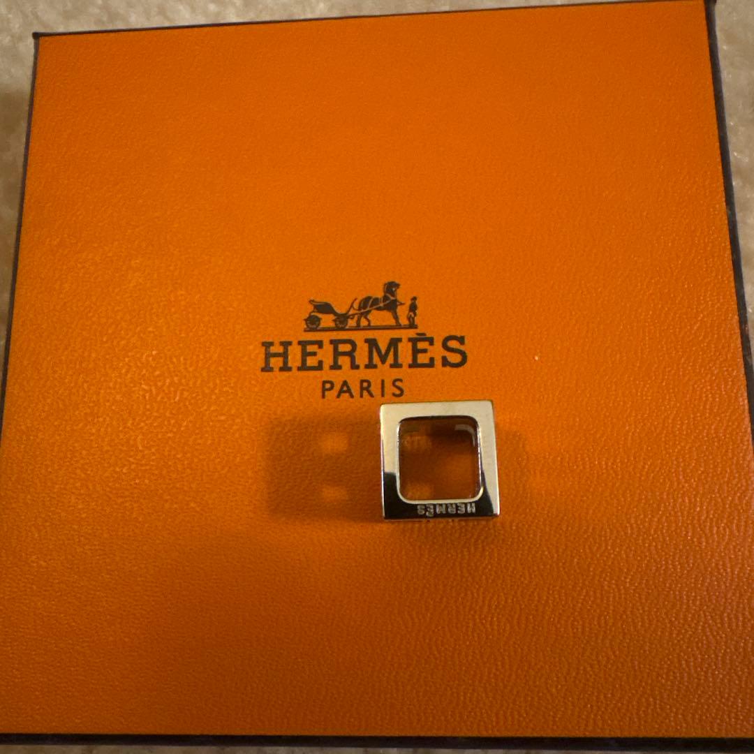 HERMES カージュドアッシュ　Hキューブ　ネックレス　ホワイト