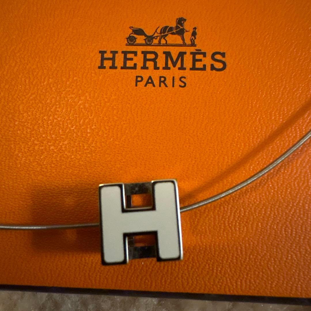HERMES カージュドアッシュ　Hキューブ　ネックレス　ホワイト