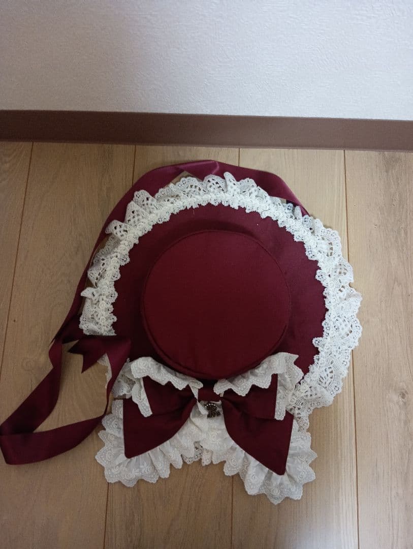 【最終値下】レース付きボンネット　赤　アリスアンドザパイレーツ