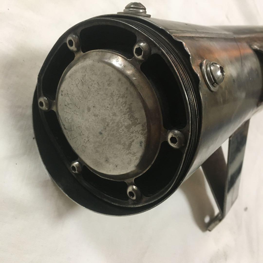 フュージョン　スーパートラップ　マフラー