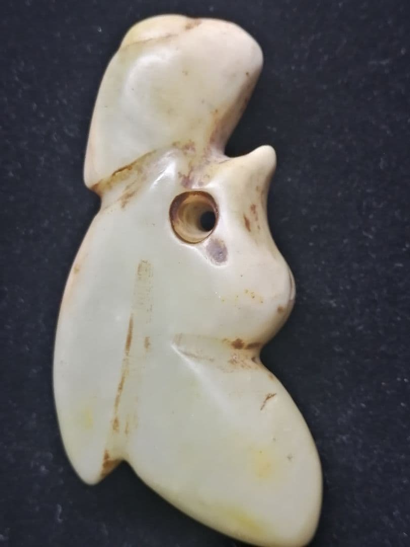 ★縄文期『糸魚川翡翠獣形勾玉』出土品　7.3cm　儀式勾玉　非常に珍しい勾玉です