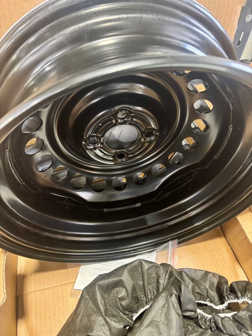 日産 E13 ノート 16純正ホイール キャップ ナット 新車外しスタッドレス等