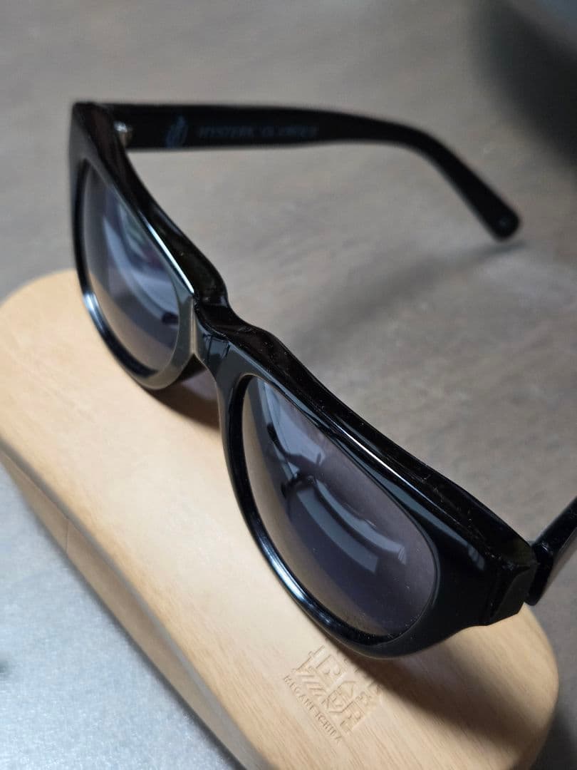 ヒステリックグラマー&エフェクター　サングラス