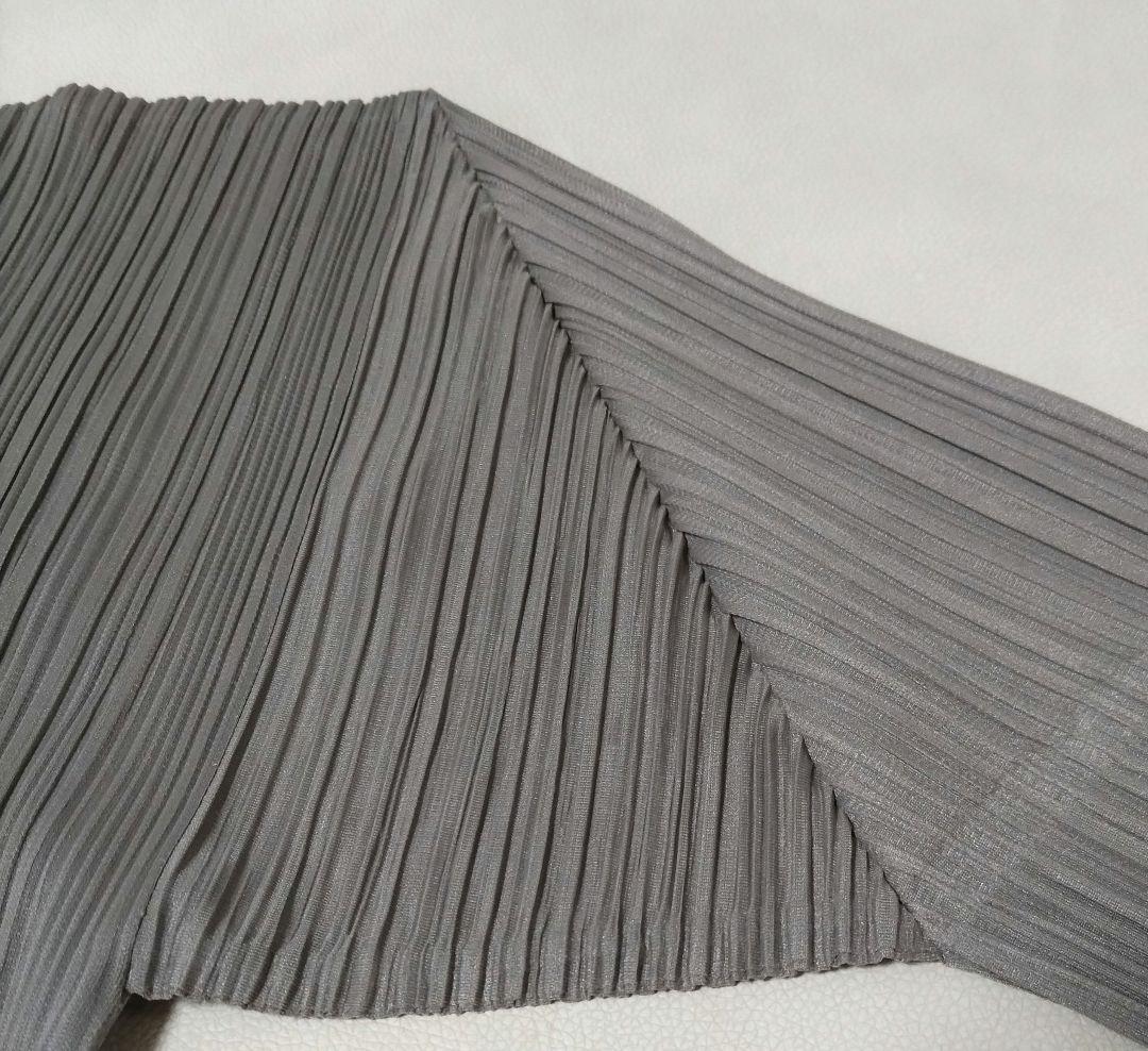 PLEATS PLEASE グレー プリーツトップス ミヤケイッセイ