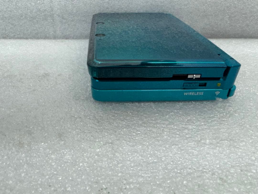 Nintendo 任天堂 ニンテンドー 3DSライトブルー本体