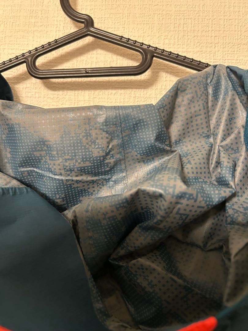 Under Armour ウィンドブレーカー メンズ　XL