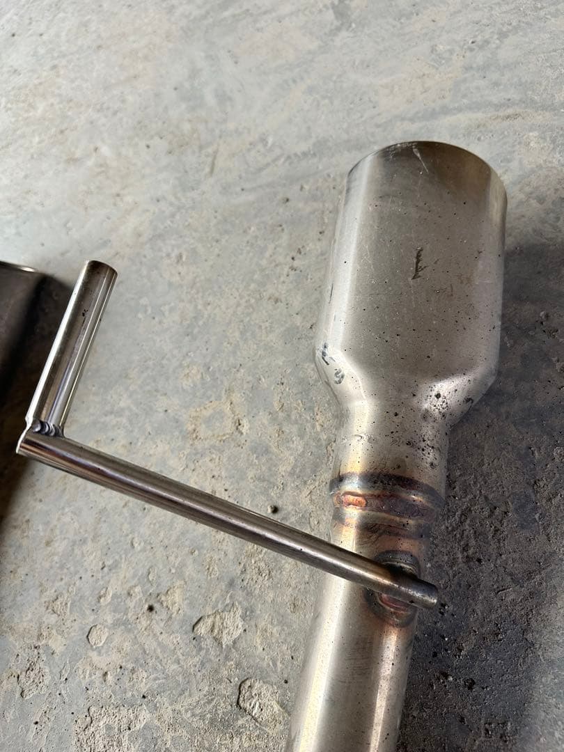 Y51フーガ・シーマ　ステンレス製マフラー