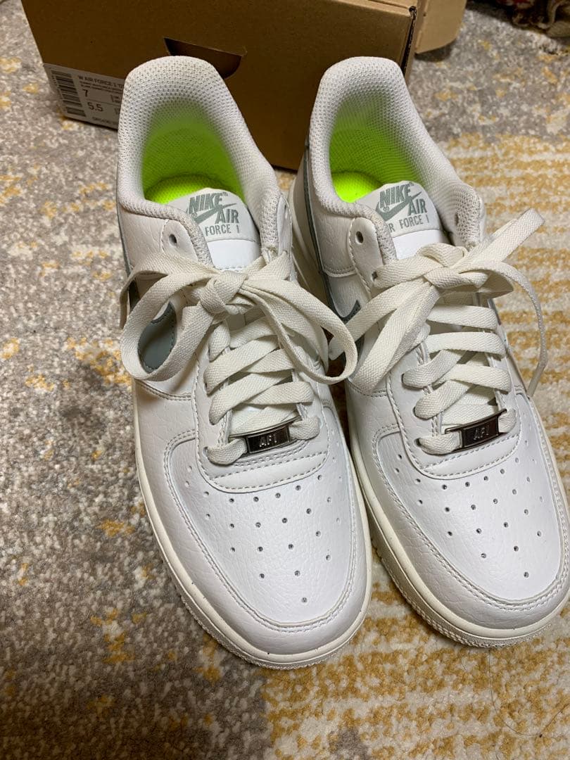 新品　NIKEナイキ 24cmエアフォース1 07 ネクストネイチャー